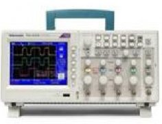 美国泰克 TDS2004C 数字存储示波器